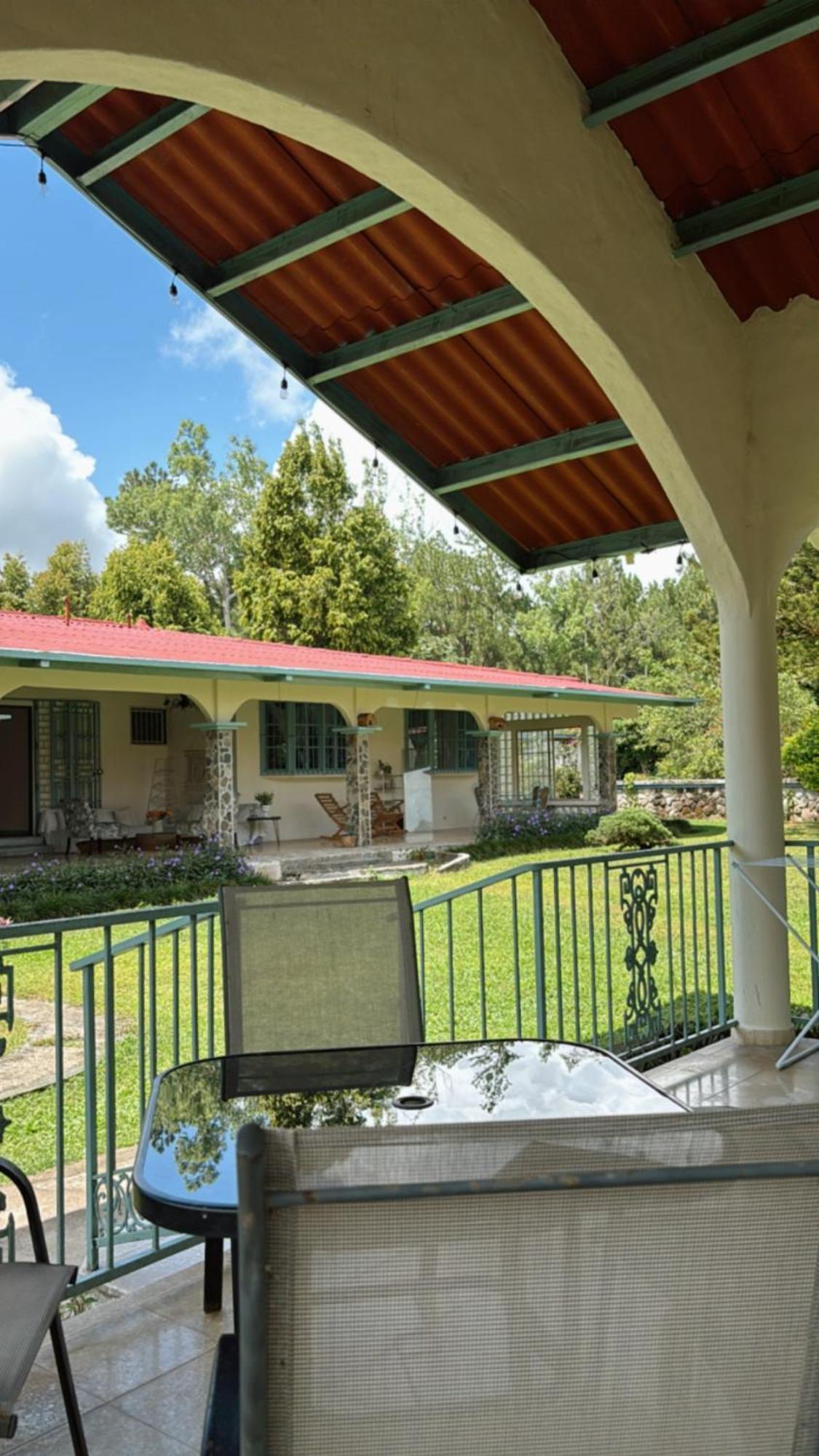 La Maison D' Ivonne Antón Esterno foto