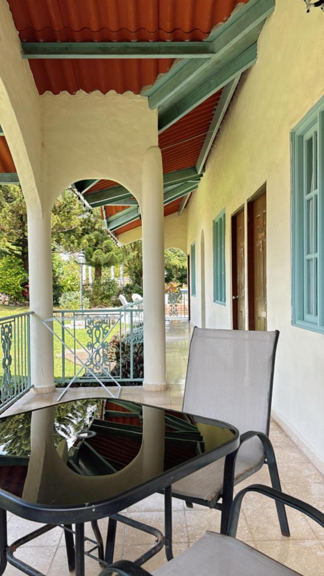 La Maison D' Ivonne Antón Esterno foto
