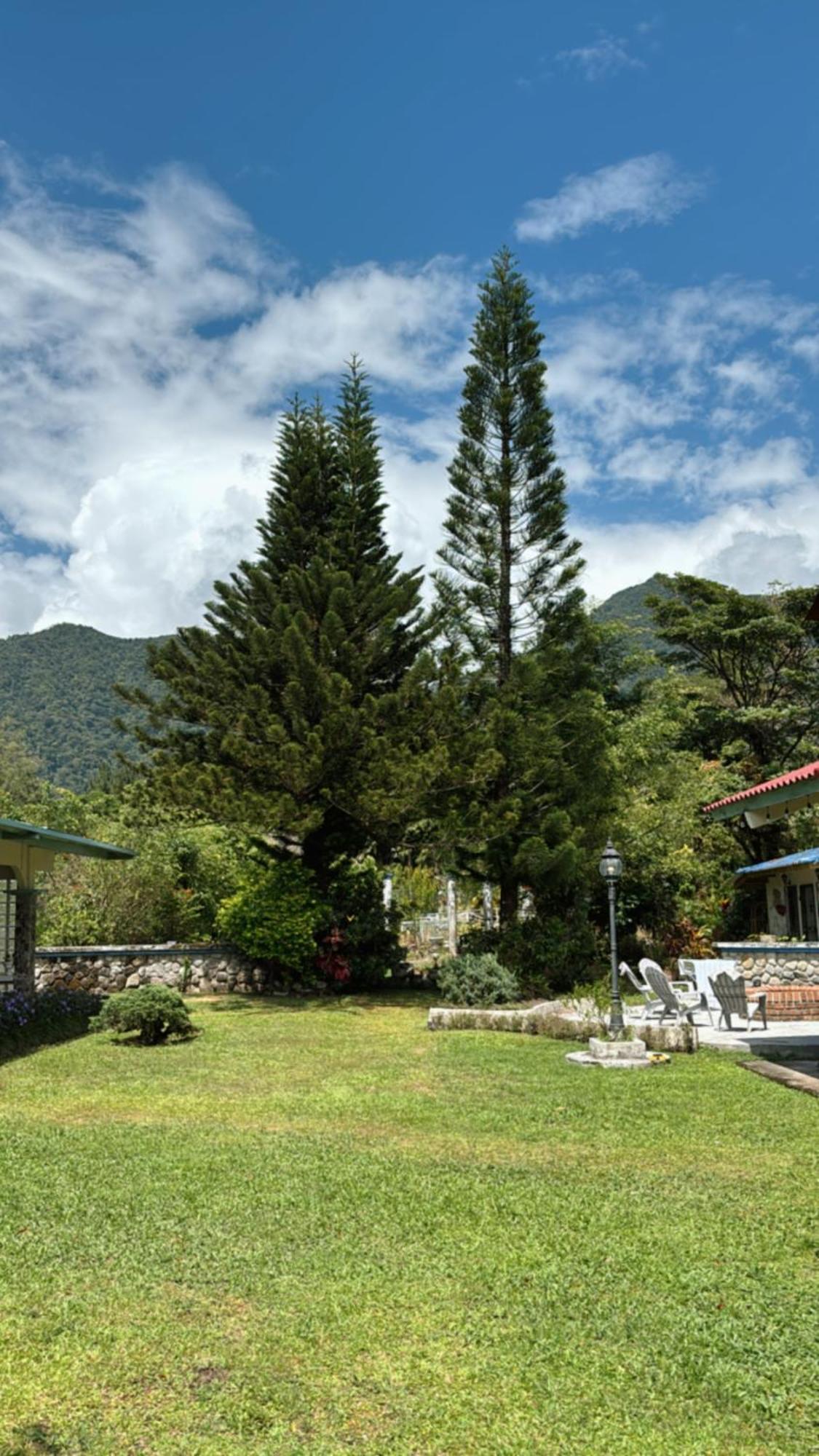 La Maison D' Ivonne Antón Esterno foto
