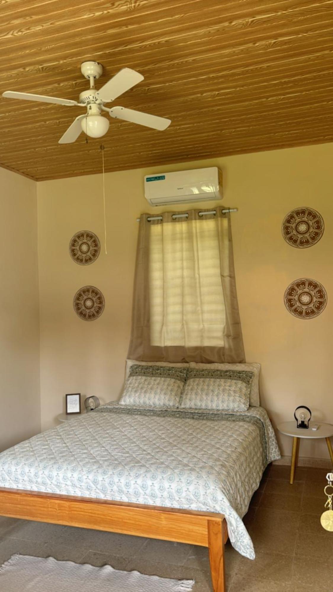 La Maison D' Ivonne Antón Esterno foto